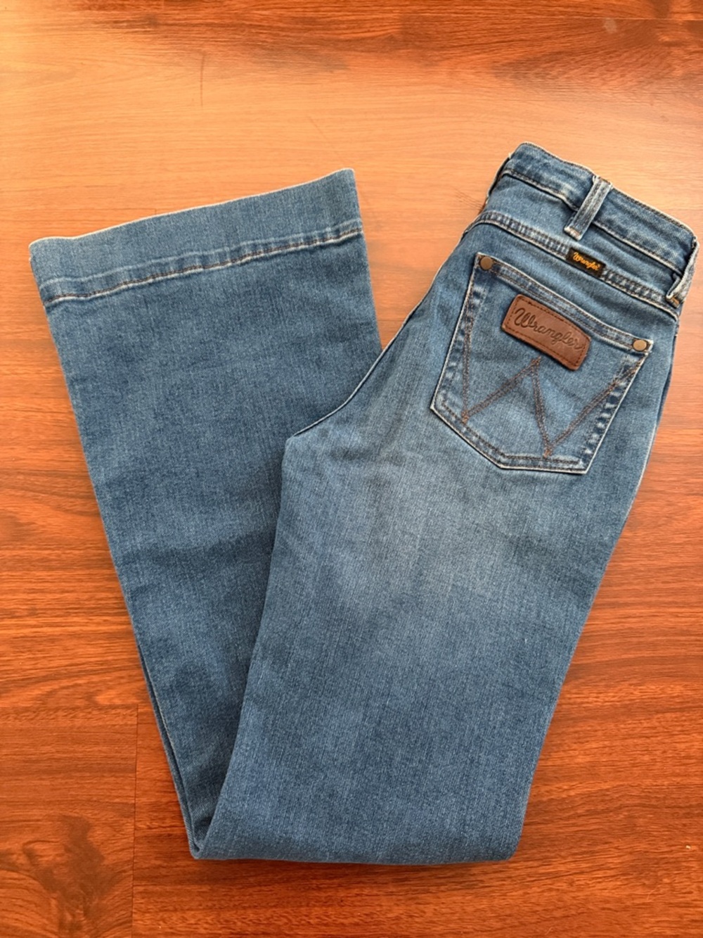 Wrangler Medium Blue Denim Jeans with Leather Patch